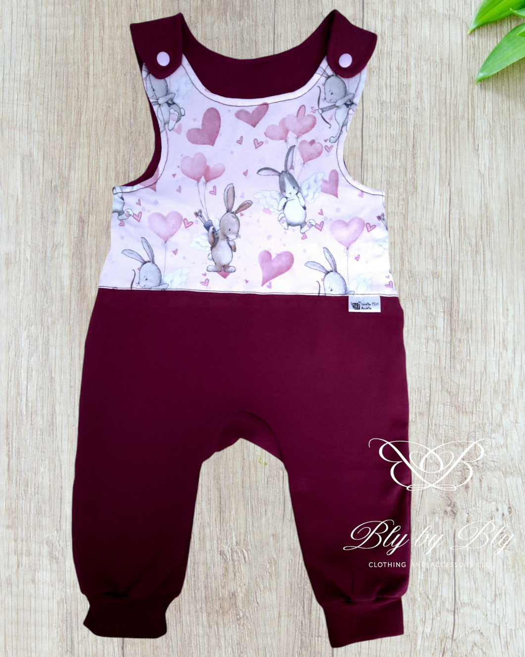 Maroon bunny