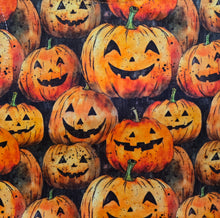 Load image into Gallery viewer, Orange pumpkin
