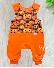 Load image into Gallery viewer, Orange pumpkin
